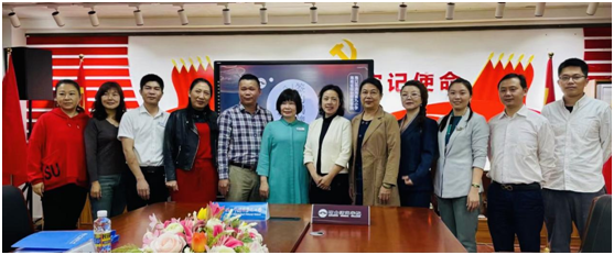 我校与海口市滨海第九小学共建教学 实践基地及第二十五小海甸校区实习巡查