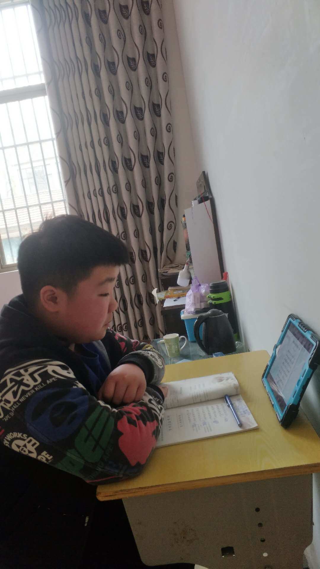 海口市英才小学美术组"四课"教研暨"湿地手工课程" 小课.