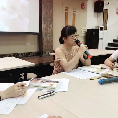 2017-2018学年海口市英才小学玩转教研之三:读书交流会