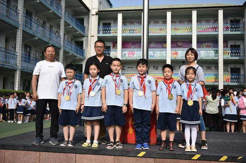 徐州市第36中学附小举行一至三年级学习标兵颁奖仪式