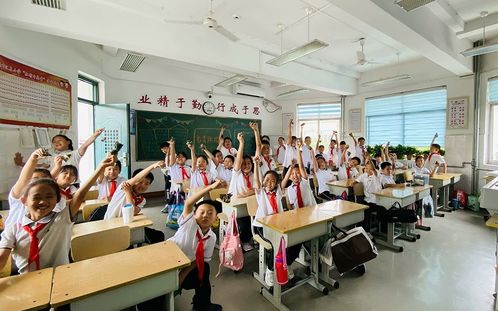 济南市汇泉小学举行端午节包粽子活动