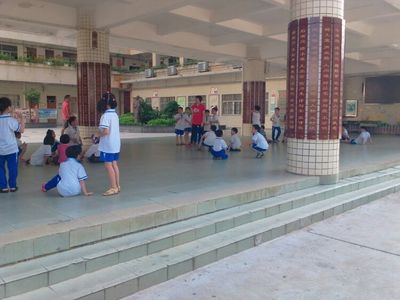 今早,我跟随黄校长到海口市英才小学了解校长们的学习情况。