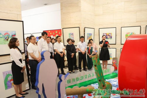 童心向党 智慧助老——山东三校联合举办主题美术及产品设计展